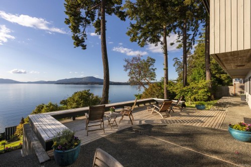 9600 Ardmore Dr, North Saanich, BC 