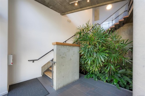 316-409 Swift St, Victoria, BC - Indoor Photo Showing Other Room