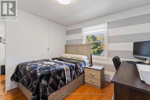 172 Golfdale Crescent, London South (South Q), ON - Indoor Photo Showing Bedroom