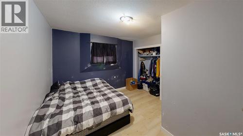 2130 Atkinson Street, Regina, SK - Indoor Photo Showing Bedroom