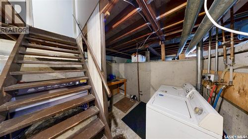 2130 Atkinson Street, Regina, SK - Indoor Photo Showing Laundry Room