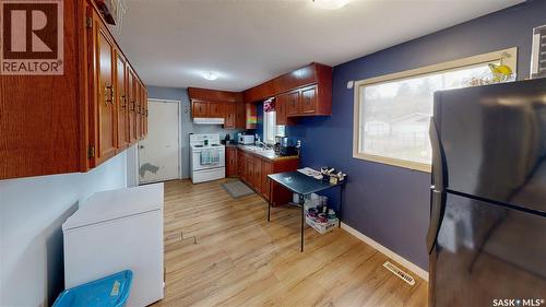 2130 Atkinson Street, Regina, SK - Indoor Photo Showing Kitchen