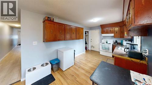 2130 Atkinson Street, Regina, SK - Indoor Photo Showing Kitchen