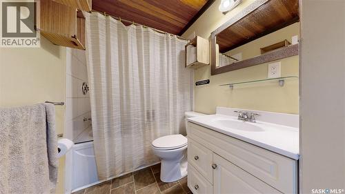 31 Jarvis Street, Qu'Appelle, SK - Indoor Photo Showing Bathroom