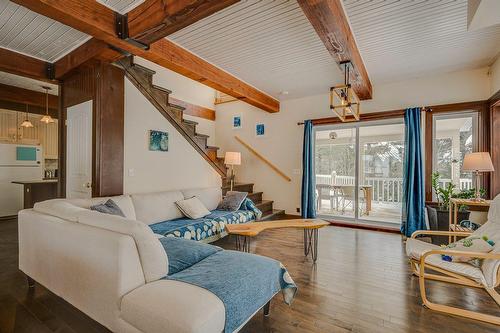Living room - 920 Rue Du Boisé, Sainte-Adèle, QC - Indoor Photo Showing Living Room