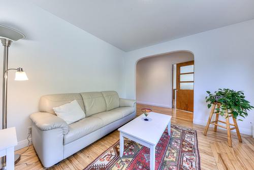 Living room - 1107  - 1111 Rue De Lanaudière, Joliette, QC - Indoor Photo Showing Living Room