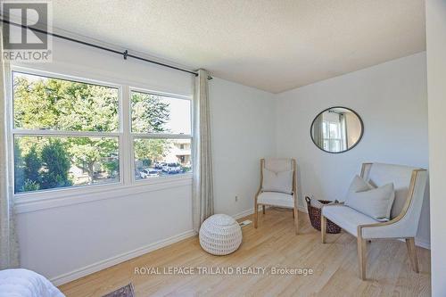 122 Golfdale Crescent, London South (South Q), ON - Indoor