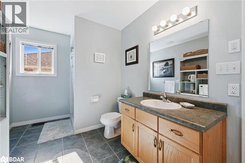 37 Shackleton Dr, Guelph, ON - Indoor Photo Showing Bathroom