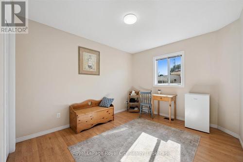 37 Shackleton Drive, Guelph (Grange Road), ON - Indoor