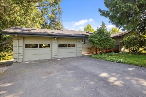 651 Belyea Rd, Qualicum Beach, BC 