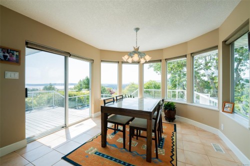 3689 Glen Oaks Dr, Nanaimo, BC 