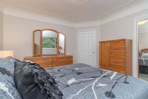 3572 Cedar Hill Rd, Saanich, BC 