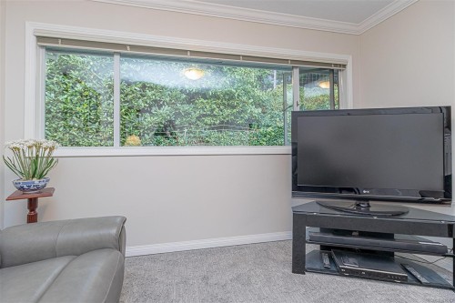 3572 Cedar Hill Rd, Saanich, BC 