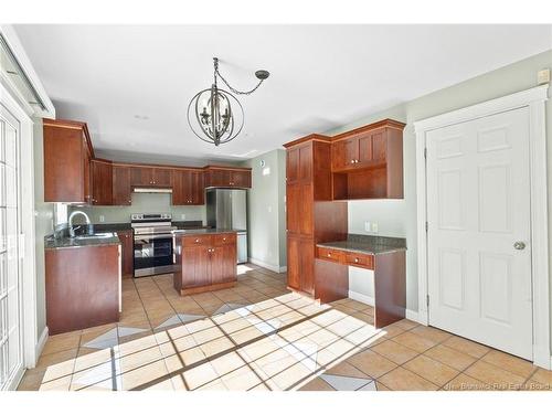 145 Bliss Carman Dr, Fredericton, NB 