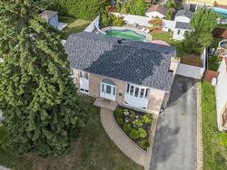 447 Boul. Samson  Laval (Sainte-Dorothée), QC H7X 1J5