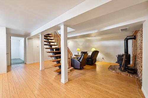 Salle familiale - 173 Rue Des Marguerites, Châteauguay, QC - Indoor Photo Showing Other Room