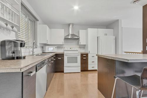 Cuisine - 1680 Rue Paquin, Terrebonne (Terrebonne), QC - Indoor Photo Showing Kitchen