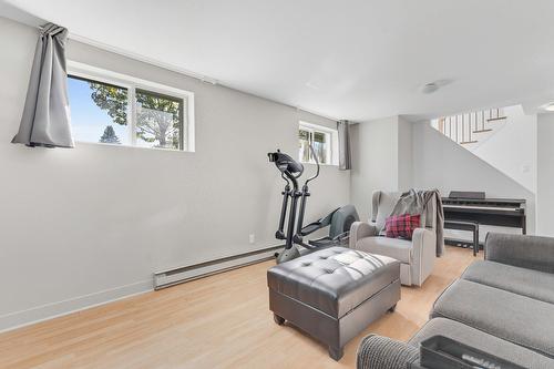 Salle familiale - 1680 Rue Paquin, Terrebonne (Terrebonne), QC - Indoor