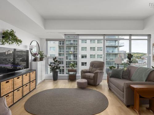 607 31 Kings Wharf Place, Dartmouth, NS 