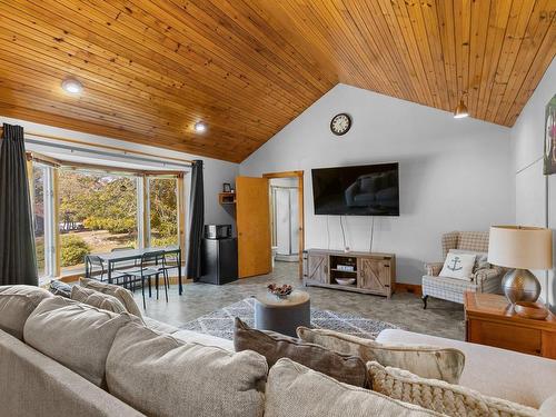 902 Highway 3, Birchtown, NS 