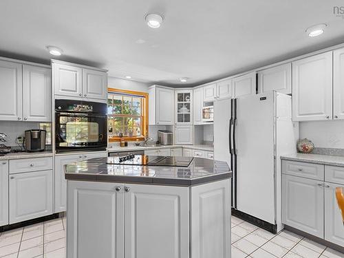 902 Highway 3, Birchtown, NS 