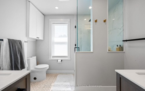 265 Arthur Street, Halton Hills, ON - Indoor Photo Showing Bathroom