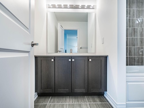 28 Dockside Way, Whitby, ON - Indoor Photo Showing Bathroom