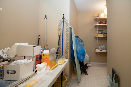 115A-1045 Sutherland Avenue, Kelowna, BC - Indoor