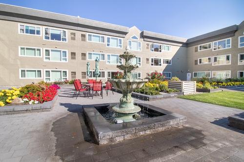 115A-1045 Sutherland Avenue, Kelowna, BC - Outdoor