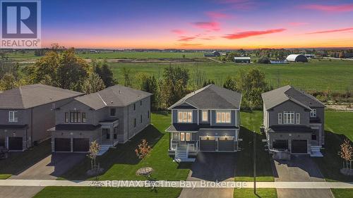 66 AMBER DRIVE  Wasaga Beach, ON L9Z 0R9