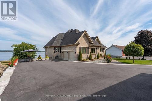 3285 Front Road S, East Hawkesbury, ON - Outdoor