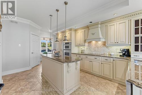 3285 Front Road S, East Hawkesbury, ON - Indoor Photo Showing Kitchen With Upgraded Kitchen