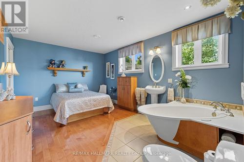 3285 Front Road S, East Hawkesbury, ON - Indoor Photo Showing Bedroom