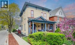 32 ELLEN Street E  Kitchener, ON N2H 1L4