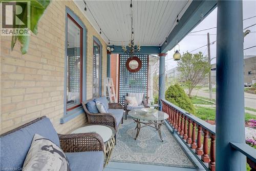 32 Ellen Street E, Kitchener, ON - Outdoor With Exterior