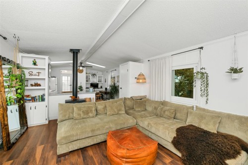 222-2779 Stautw Rd, Central Saanich, BC 