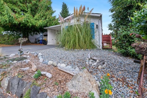 222-2779 Stautw Rd, Central Saanich, BC 