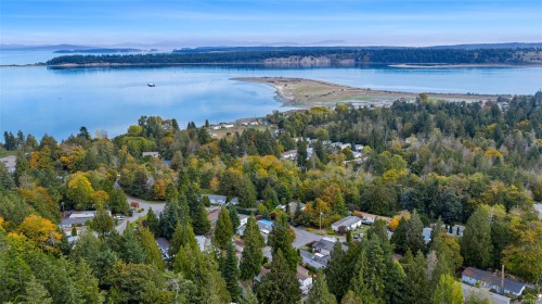 222-2779 Stautw Rd, Central Saanich, BC 