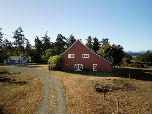 1175 Wain Rd, North Saanich, BC 