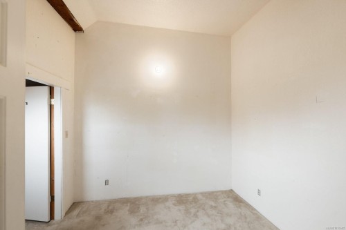 1175 Wain Rd, North Saanich, BC 