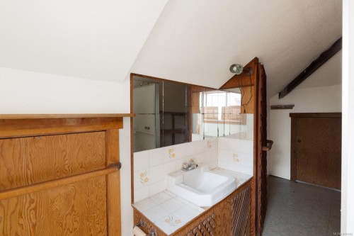 1175 Wain Rd, North Saanich, BC 