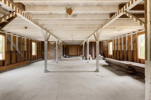 1175 Wain Rd, North Saanich, BC 