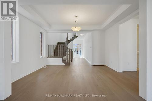 626 Newlove Street, Innisfil, ON - Indoor Photo Showing Other Room