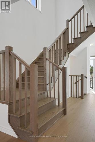 626 Newlove Street, Innisfil, ON - Indoor Photo Showing Other Room