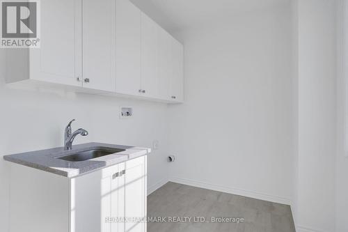 626 Newlove Street, Innisfil, ON - Indoor Photo Showing Other Room