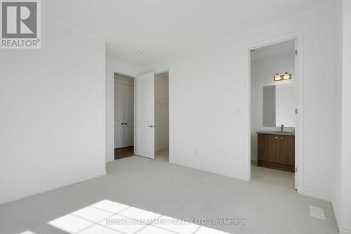 626 Newlove Street, Innisfil, ON - Indoor