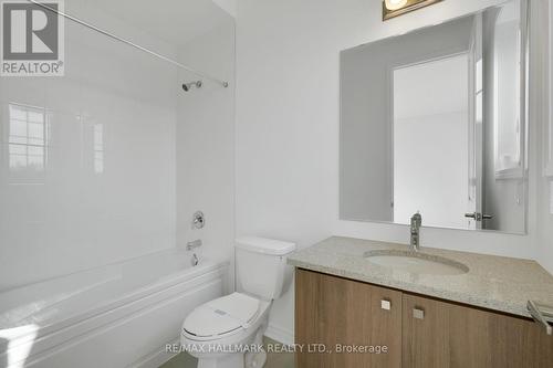 626 Newlove Street, Innisfil, ON - Indoor Photo Showing Bathroom