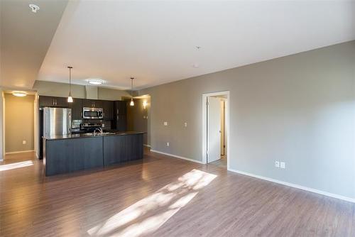 211-760 Tache Ave, Winnipeg, MB 