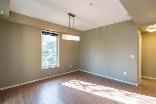 211-760 Tache Ave, Winnipeg, MB 