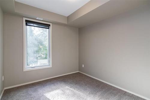 211-760 Tache Ave, Winnipeg, MB 